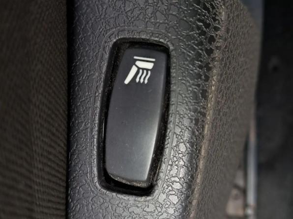 Renault Logan II Рестайлинг с пробегом 2018 года, цена 650 000 рублей, 294629 км, седан, Автокод Объявления