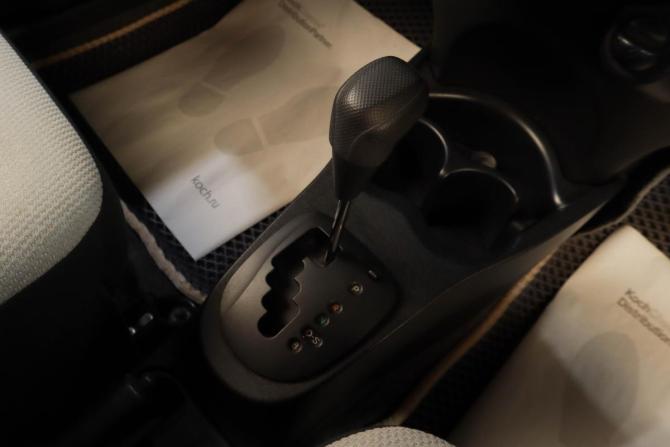 Toyota Vitz III (XP130) с пробегом 2013 года, цена 859 000 рублей, 84200 км, хэтчбек, Автокод Объявления