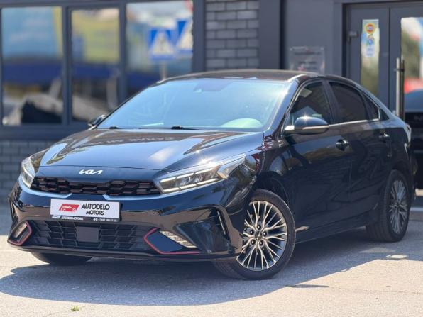 Kia Cerato IV Рестайлинг с пробегом 2022 года, цена 2 190 000 рублей, 75220 км, седан, Автокод Объявления