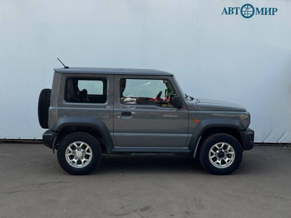 Suzuki Jimny IV с пробегом 2020 года, цена 2 619 000 рублей, 63811 км, внедорожник, Автокод Объявления