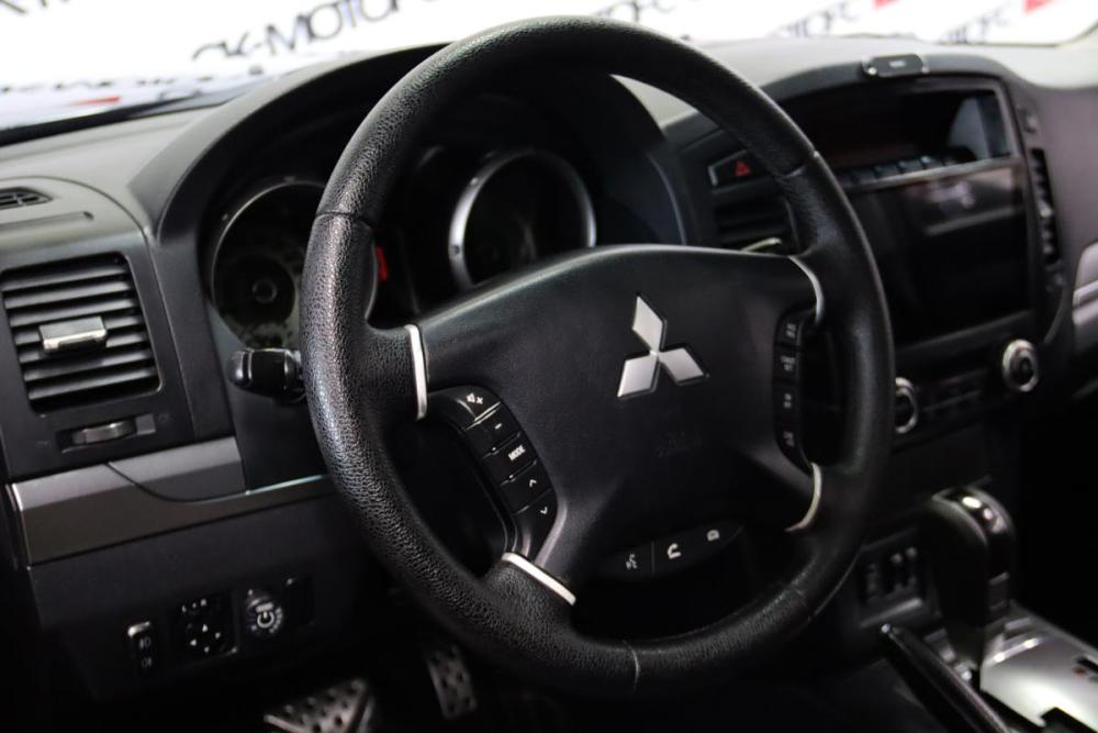 Mitsubishi Pajero IV Рестайлинг 1 Сургут  - изображение 16
