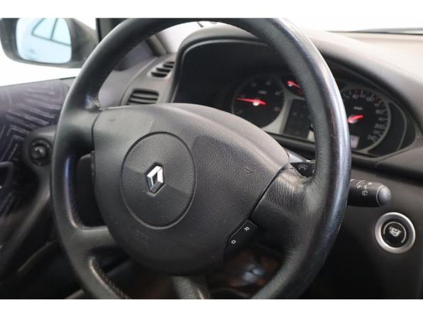 Renault Laguna II с пробегом 2002 года, цена 260 000 рублей, 332990 км, лифтбек, Автокод Объявления