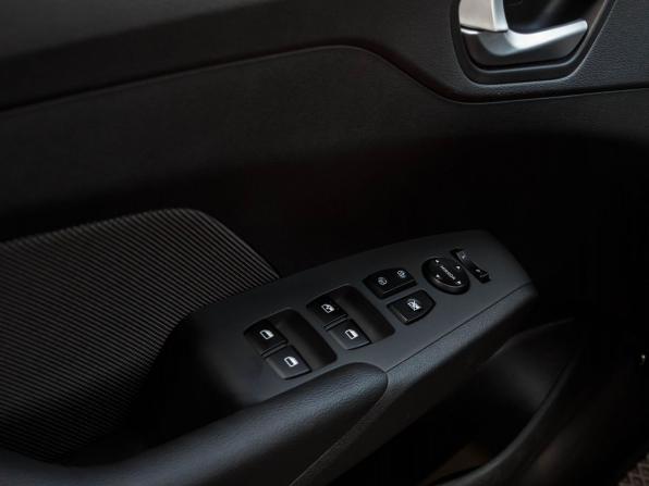 Hyundai Solaris II с пробегом 2019 года, цена 1 650 000 рублей, 88158 км, седан, Автокод Объявления