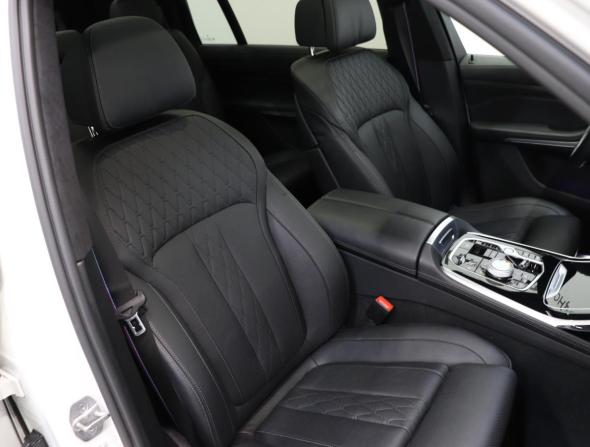 BMW X7 I (G07) Рестайлинг с пробегом 2022 года, цена 12 290 000 рублей, 37834 км, внедорожник, Автокод Объявления
