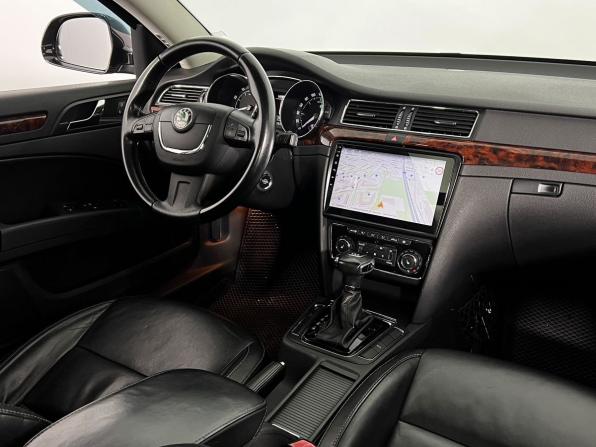 Skoda Superb II с пробегом 2012 года, цена 1 300 000 рублей, 266173 км, универсал, Автокод Объявления