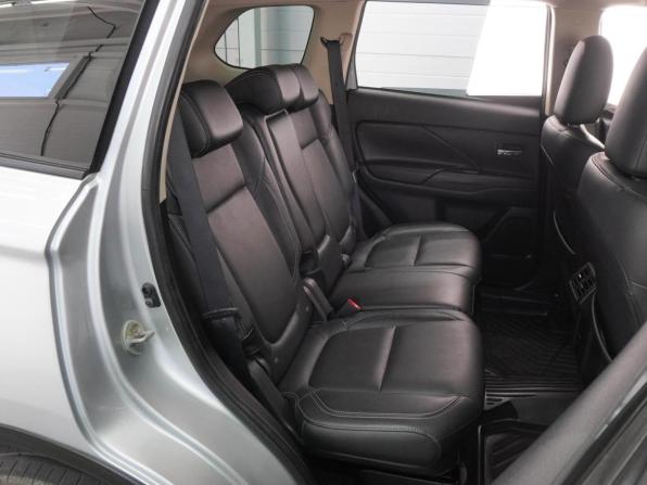 Mitsubishi Outlander III Рестайлинг 3 с пробегом 2020 года, цена 2 438 000 рублей, 182952 км, внедорожник, Автокод Объявления