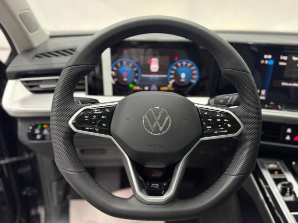 Новый Volkswagen Tavendor I 2025 года, цена 5 649 000 рублей, внедорожник, Автокод Объявления