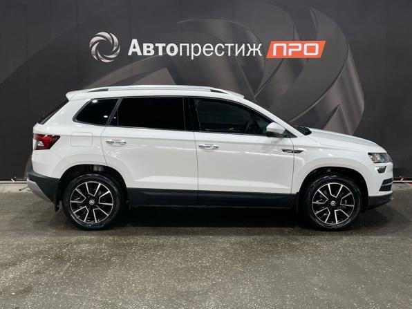 Skoda Karoq I с пробегом 2020 года, цена 2 290 000 рублей, 52228 км, внедорожник, Автокод Объявления