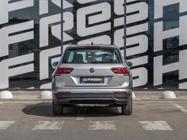 Volkswagen Tiguan II Рестайлинг с пробегом 2020 года, цена 2 395 000 рублей, 167820 км, внедорожник, Автокод Объявления