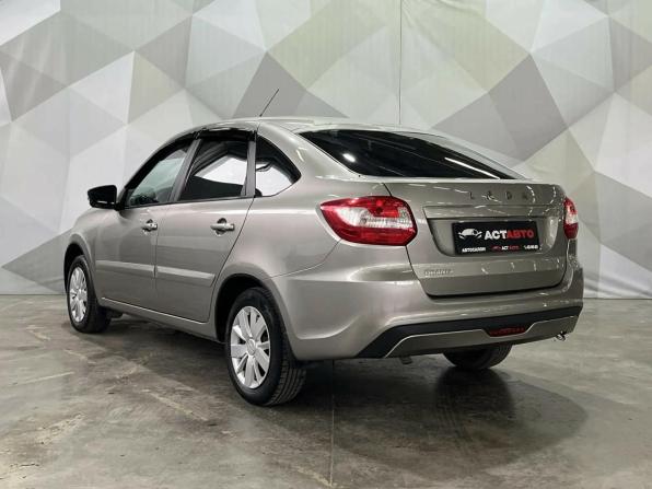 Lada (ВАЗ) Granta I Рестайлинг с пробегом 2022 года, цена 800 000 рублей, 35527 км, хэтчбек, Автокод Объявления