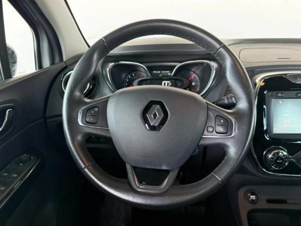 Renault Kaptur I с пробегом 2017 года, цена 1 350 000 рублей, 161003 км, внедорожник, Автокод Объявления