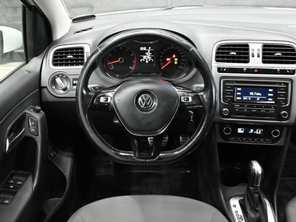 Volkswagen Polo V Рестайлинг с пробегом 2016 года, цена 1 170 000 рублей, 125774 км, седан, Автокод Объявления
