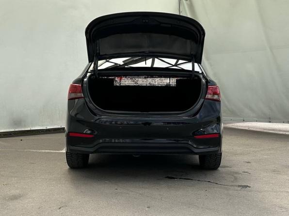 Hyundai Solaris II с пробегом 2019 года, цена 1 100 000 рублей, 160638 км, седан, Автокод Объявления