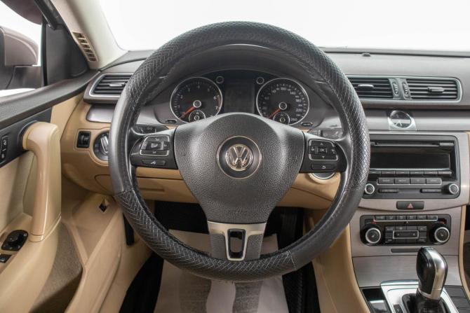 Volkswagen Passat B7 с пробегом 2011 года, цена 849 000 рублей, 262000 км, седан, Автокод Объявления