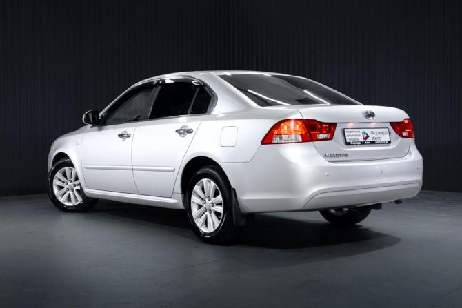Kia Magentis II Рестайлинг с пробегом 2010 года, цена 999 000 рублей, 162961 км, седан, Автокод Объявления