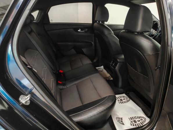 Kia Cerato IV с пробегом 2019 года, цена 1 408 000 рублей, 240954 км, седан, Автокод Объявления