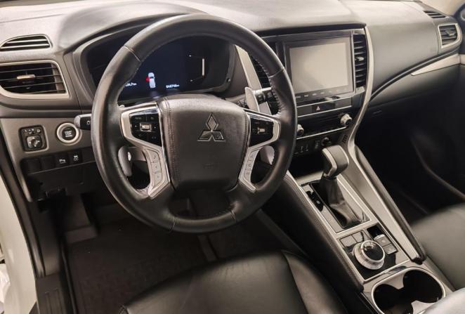 Mitsubishi Montero Sport III Рестайлинг с пробегом 2023 года, цена 3 900 000 рублей, 47000 км, внедорожник, Автокод Объявления