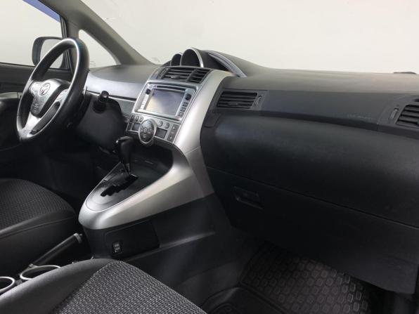 Toyota Verso I Рестайлинг с пробегом 2012 года, цена 860 000 рублей, 272708 км, компактвэн, Автокод Объявления