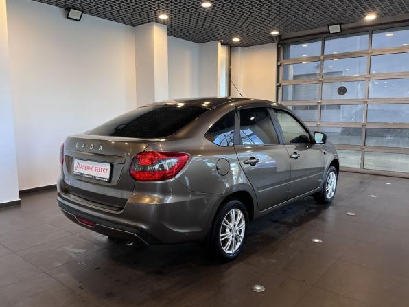 Lada (ВАЗ) Granta I Рестайлинг с пробегом 2022 года, цена 880 000 рублей, 26300 км, лифтбек, Автокод Объявления