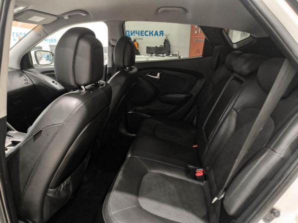 Hyundai ix35 I с пробегом 2012 года, цена 920 000 рублей, 298372 км, внедорожник, Автокод Объявления