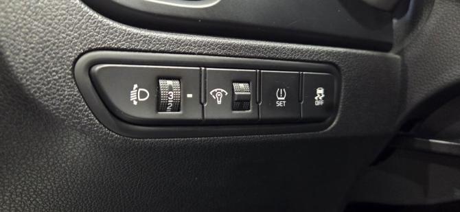 Kia Rio IV Рестайлинг с пробегом 2020 года, цена 1 600 000 рублей, 38239 км, седан, Автокод Объявления
