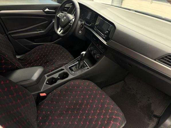Volkswagen Jetta VII с пробегом 2018 года, цена 1 650 000 рублей, 128230 км, седан, Автокод Объявления