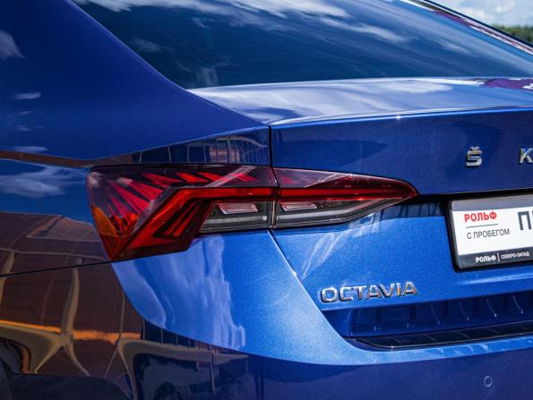 Skoda Octavia IV (A8) с пробегом 2020 года, цена 2 390 000 рублей, 107000 км, лифтбек, Автокод Объявления