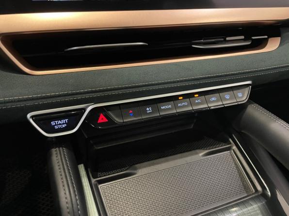 Geely Monjaro I с пробегом 2023 года, цена 2 799 000 рублей, 100238 км, внедорожник, Автокод Объявления