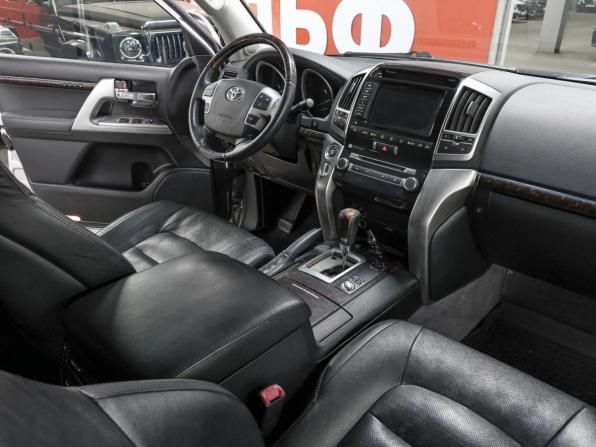 Toyota Land Cruiser 200 Series Рестайлинг 1 с пробегом 2012 года, цена 4 398 000 рублей, 138379 км, внедорожник, Автокод Объявления