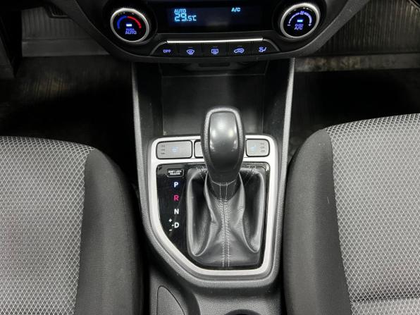 Hyundai Creta I с пробегом 2019 года, цена 1 680 000 рублей, 135050 км, внедорожник, Автокод Объявления