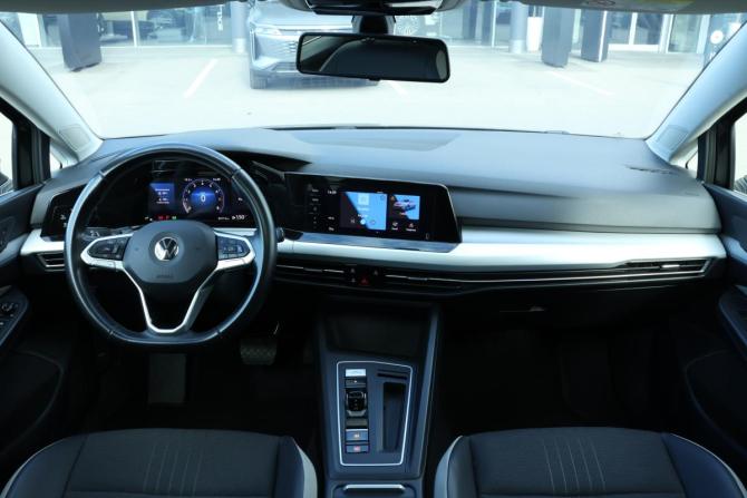 Volkswagen Golf VIII с пробегом 2021 года, цена 2 690 000 рублей, 42310 км, хэтчбек, Автокод Объявления