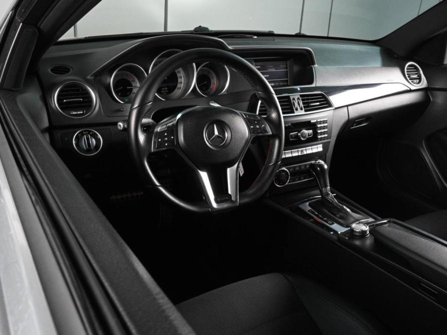 Mercedes-Benz C-Класс III (W204) Рестайлинг Ростов-на-Дону  - изображение 6