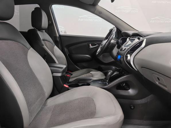 Hyundai ix35 I с пробегом 2012 года, цена 1 550 000 рублей, 105000 км, внедорожник, Автокод Объявления