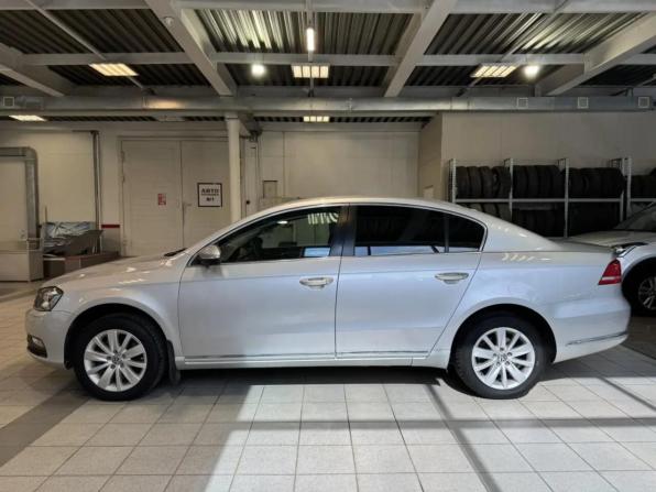 Volkswagen Passat B7 с пробегом 2011 года, цена 1 079 000 рублей, 250857 км, седан, Автокод Объявления