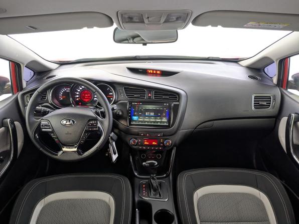 Kia Ceed II с пробегом 2014 года, цена 925 000 рублей, 234366 км, хэтчбек, Автокод Объявления