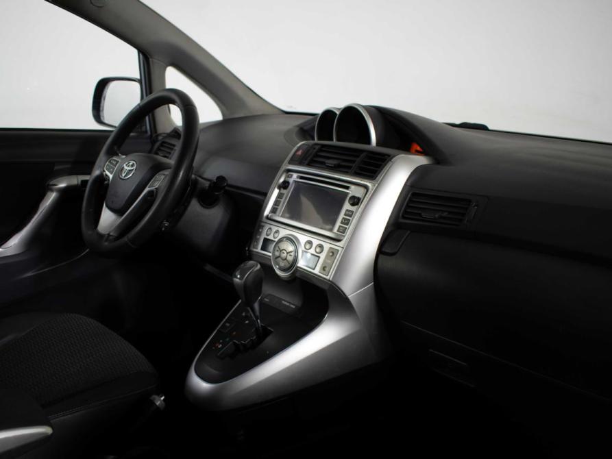 Toyota Verso I Москва  - изображение 9