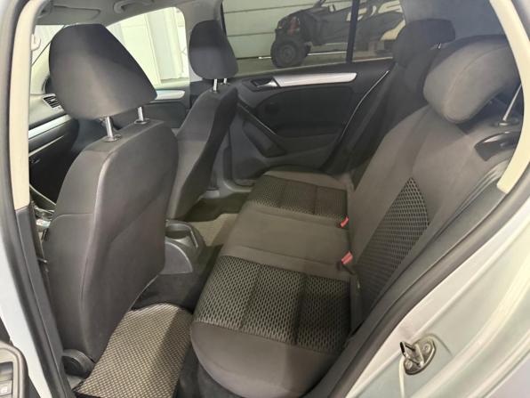 Volkswagen Golf VI с пробегом 2012 года, цена 997 000 рублей, 184000 км, хэтчбек, Автокод Объявления