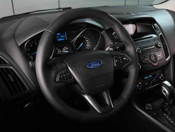 Ford Focus III Рестайлинг с пробегом 2015 года, цена 919 000 рублей, 146365 км, седан, Автокод Объявления