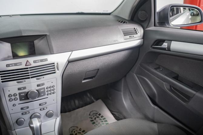 Opel Astra H с пробегом 2012 года, цена 769 000 рублей, 91000 км, универсал, Автокод Объявления