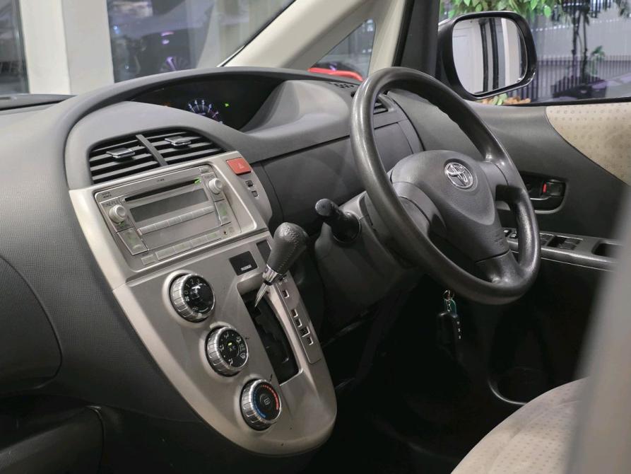 Toyota Ractis I Новосибирск  - изображение 10