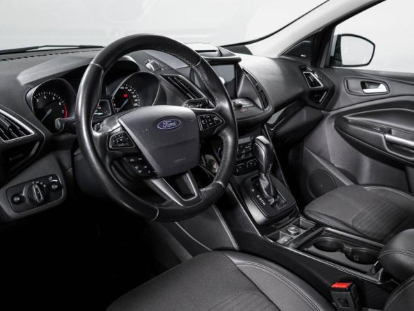 Ford Kuga II Рестайлинг с пробегом 2018 года, цена 1 780 000 рублей, 64724 км, внедорожник, Автокод Объявления