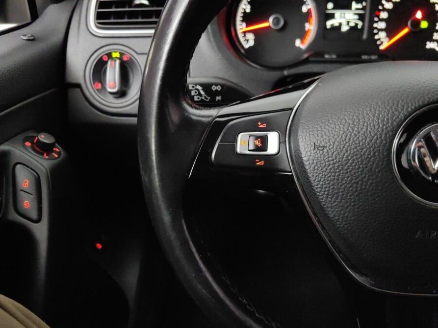 Volkswagen Polo V Рестайлинг Подольск  - изображение 17