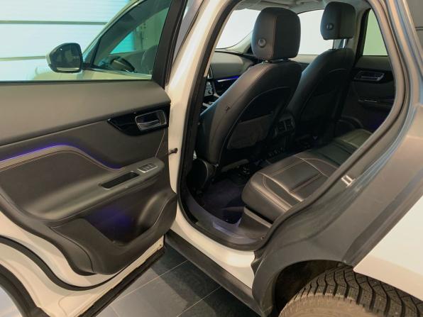 Jaguar F-Pace I с пробегом 2018 года, цена 2 779 000 рублей, 121339 км, внедорожник, Автокод Объявления