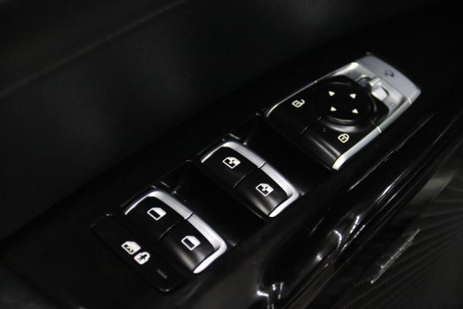 Kia K5 III с пробегом 2021 года, цена 2 825 250 рублей, 78431 км, седан, Автокод Объявления