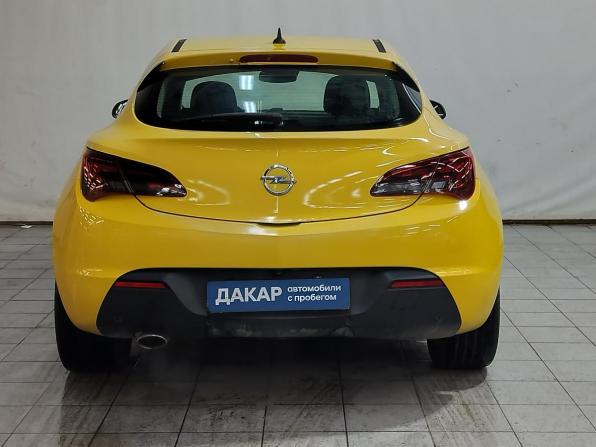 Opel Astra J Рестайлинг с пробегом 2012 года, цена 580 000 рублей, 320000 км, хэтчбек, Автокод Объявления