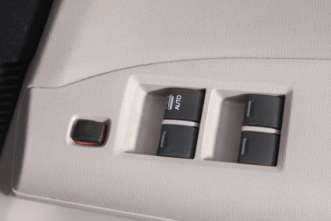 Honda Freed II с пробегом 2017 года, цена 1 599 000 рублей, 73000 км, компактвэн, Автокод Объявления