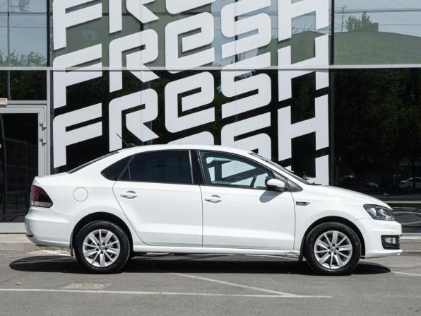 Volkswagen Polo V Рестайлинг с пробегом 2019 года, цена 1 239 000 рублей, 103627 км, седан, Автокод Объявления