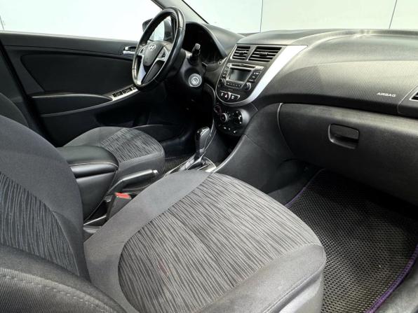 Hyundai Solaris I Рестайлинг с пробегом 2016 года, цена 845 000 рублей, 207961 км, хэтчбек, Автокод Объявления