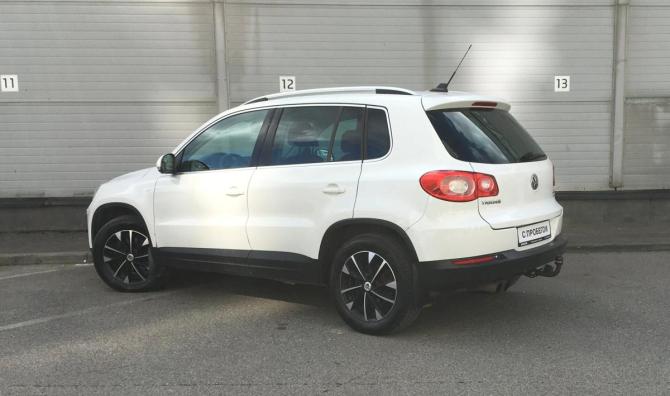 Volkswagen Tiguan I с пробегом 2011 года, цена 689 000 рублей, 291552 км, внедорожник, Автокод Объявления