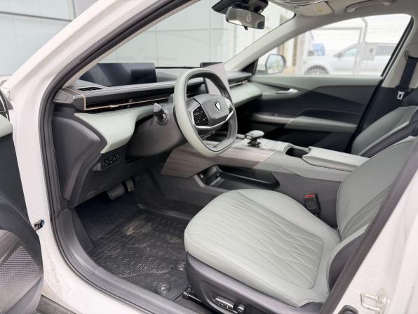Changan Lamore с пробегом 2023 года, цена 1 825 000 рублей, 21575 км, седан, Автокод Объявления